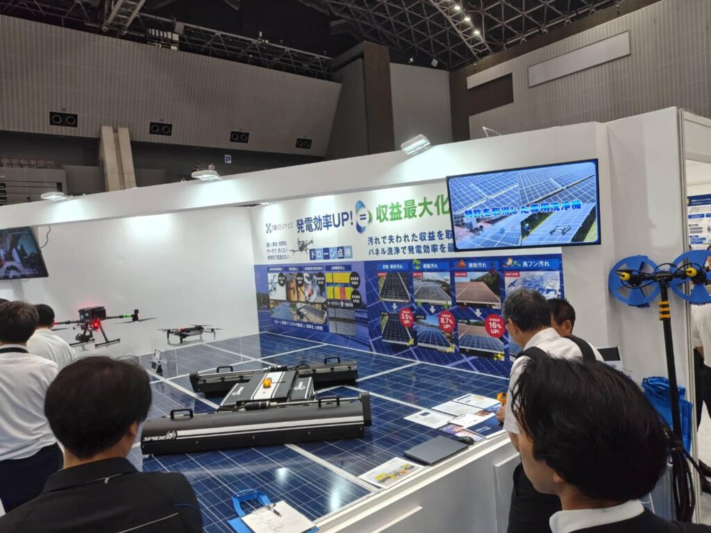 PV cleaner SPIDER 実機展示